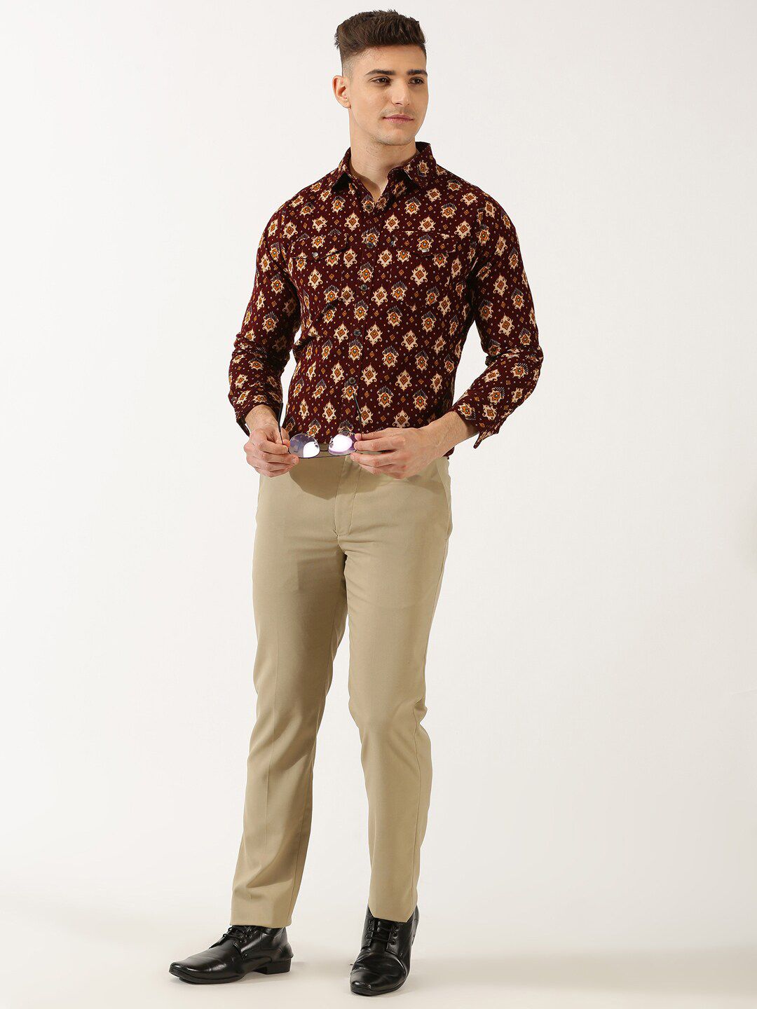 Thomas Scott Classic Slim Fit Ethnic Motifs Printed Pure Cotton Corduroy Semiformal Shirt