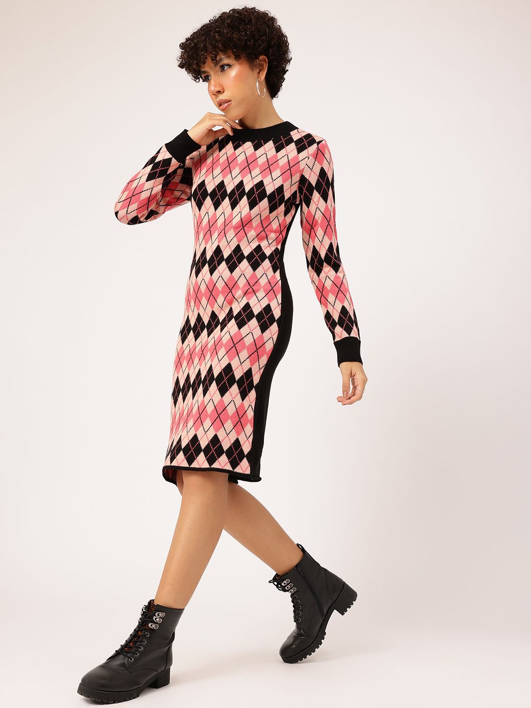 DressBerry Pink and Black Geometric Knee Length Jumper Dress