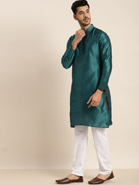 Anug by SOJANYA Men Green Kurta