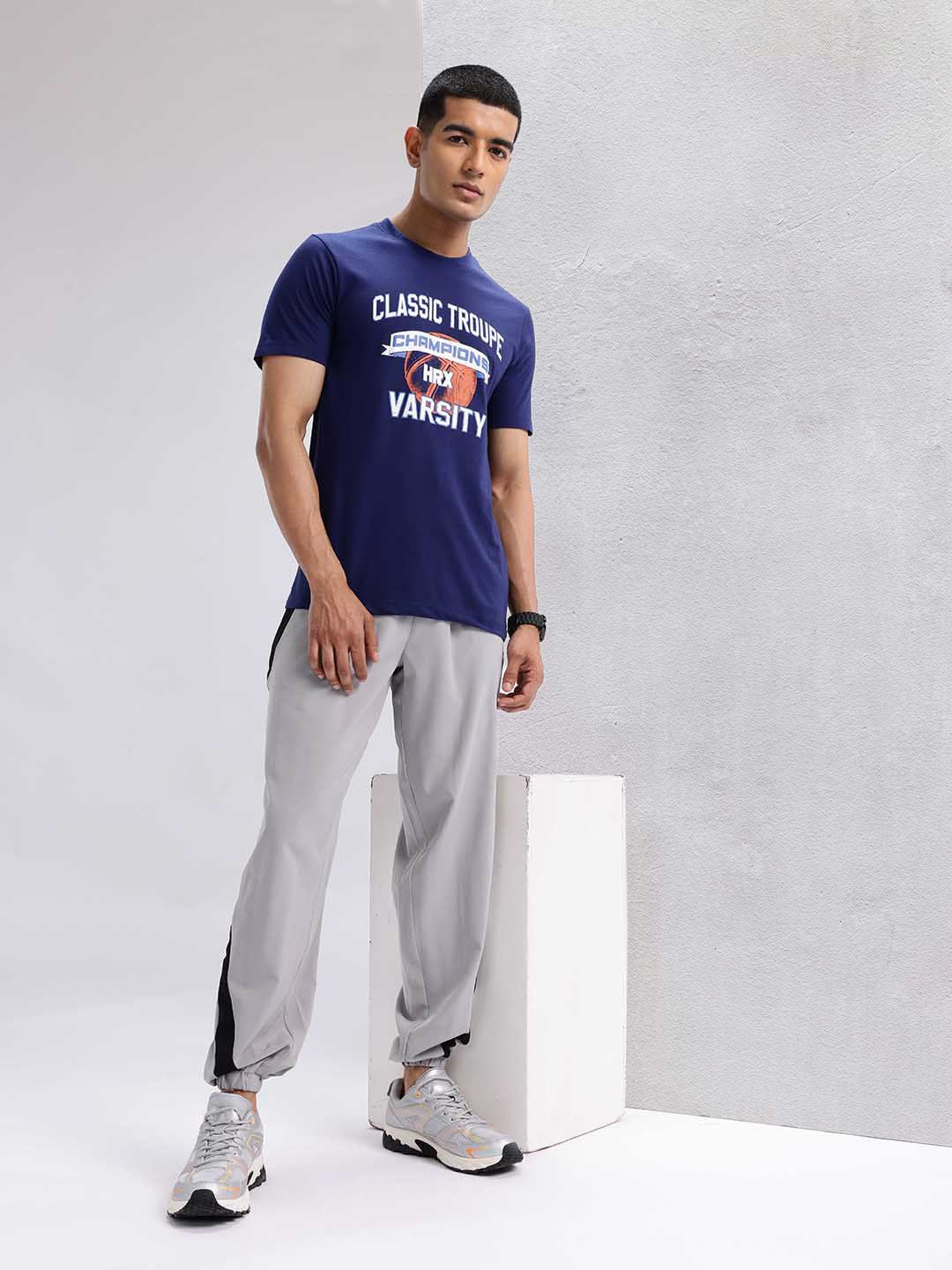 HRX by Hrithik Roshan Men Regular Fit Joggers