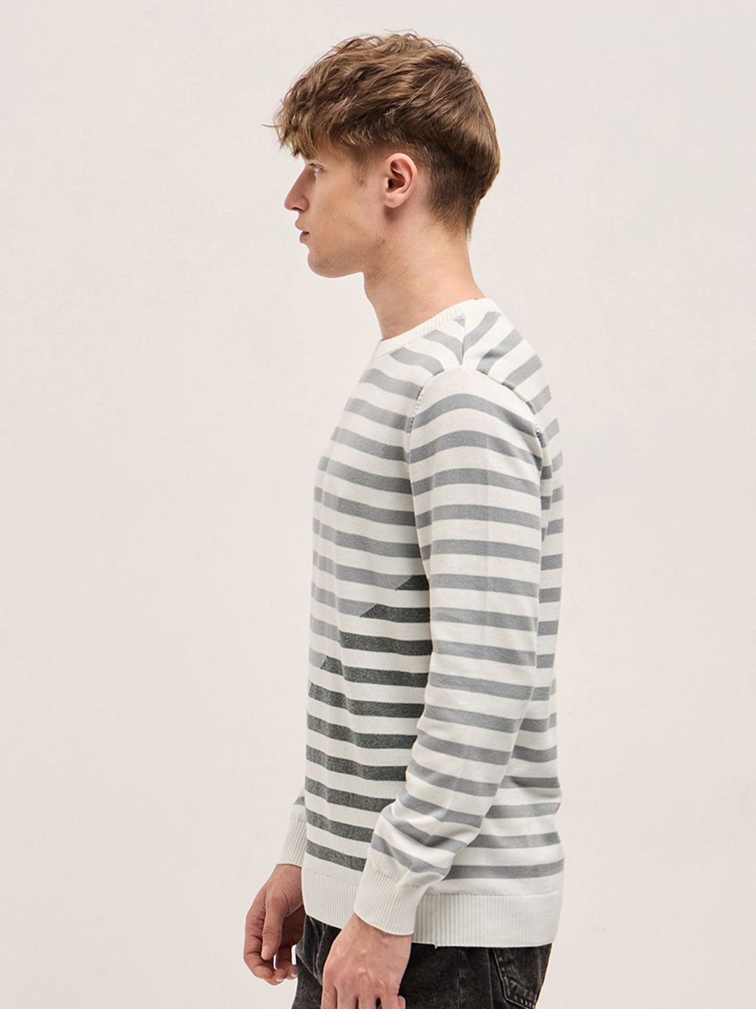 THE BEAR HOUSE Men Striped Round Neck Slim Fit Cotton T-shirt