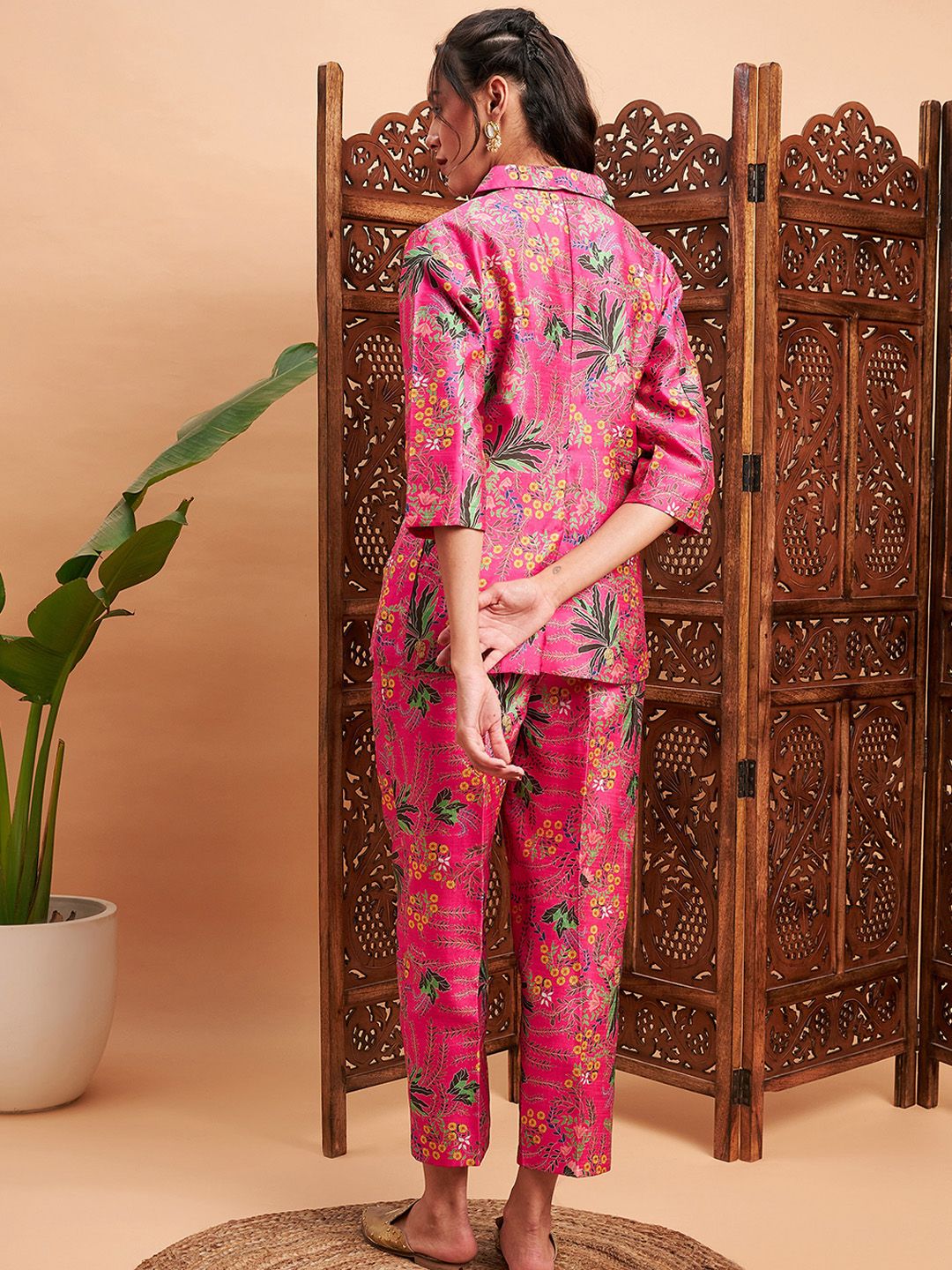 Shae by SASSAFRAS Floral Printed Blazer With Straight Pants Co-Ords