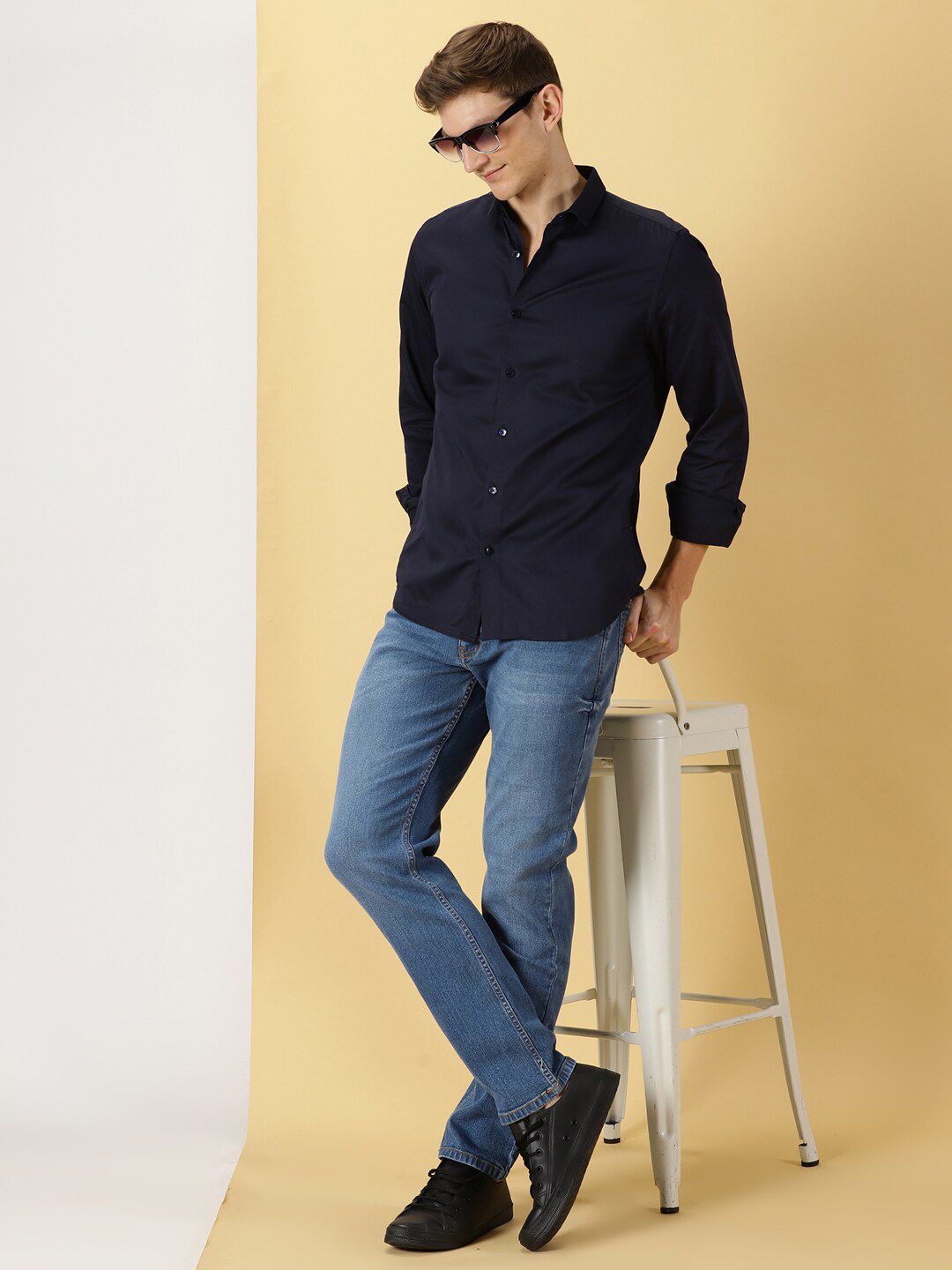 Thomas Scott Classic Slim Fit Spread Collar Casual Shirt
