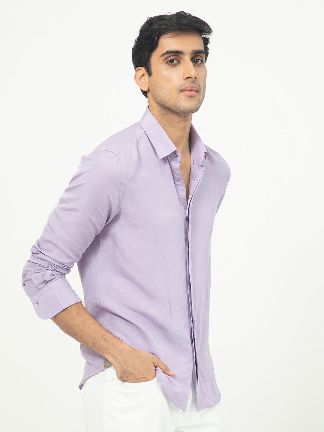 RARE RABBIT Men Throner Regular Fit Spread Collar Shirt