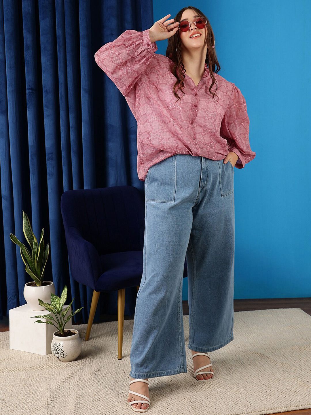 CURVY STREET Comfort Abstract Printed Puff Sleeves Top