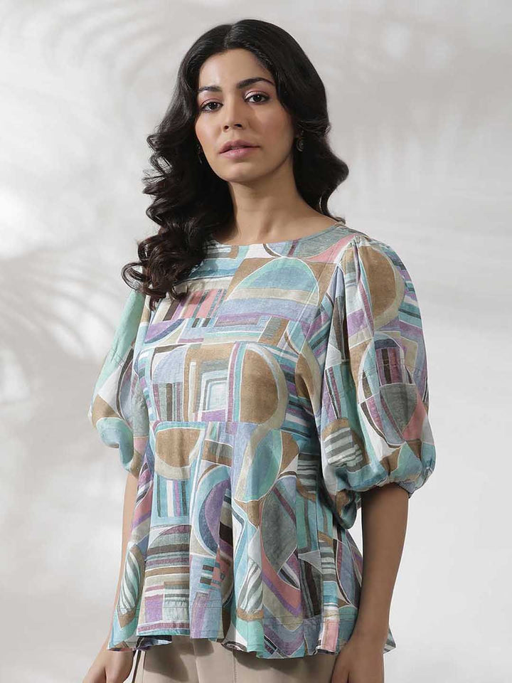 W Geometric Printed Puffed Sleeves Top