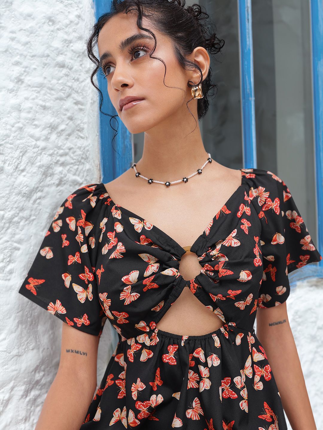 DressBerry Glowing Papillon Print Cut-Out Dress