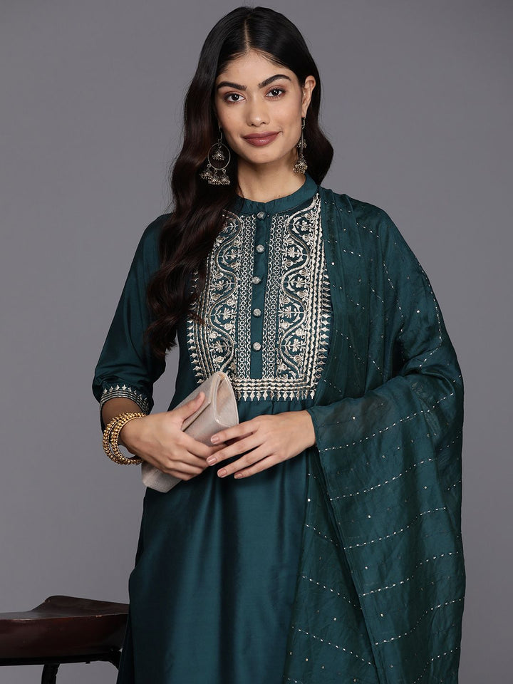 Gerua By Libas Floral Yoke Design Regular Sequinned Kurta with Trousers  Dupatta