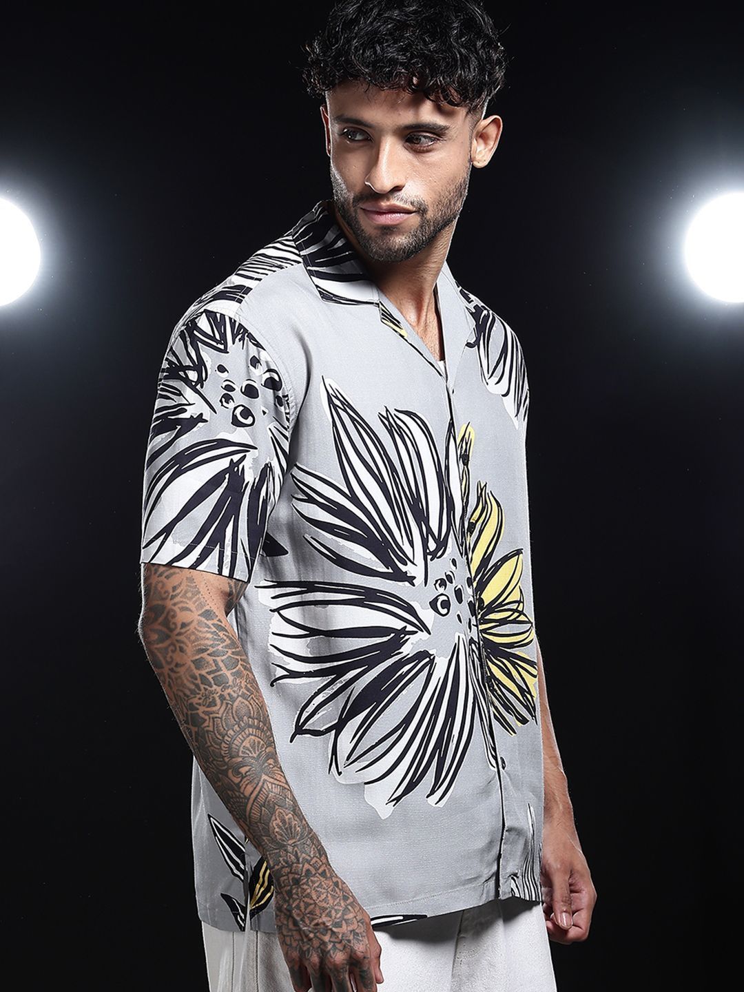 Eszett Floral Printed Cuban Collar Short Sleeves Pure Cotton Shirt