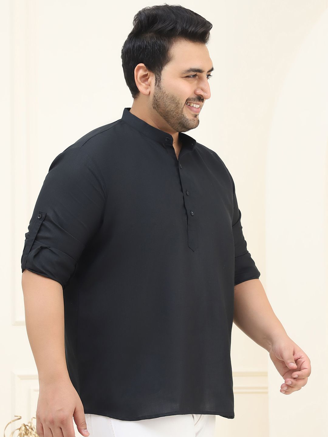 SOJANYA PLUS Lelaki Plus Saiz Hitam Kapas Tulen Solid Kurta Lurus