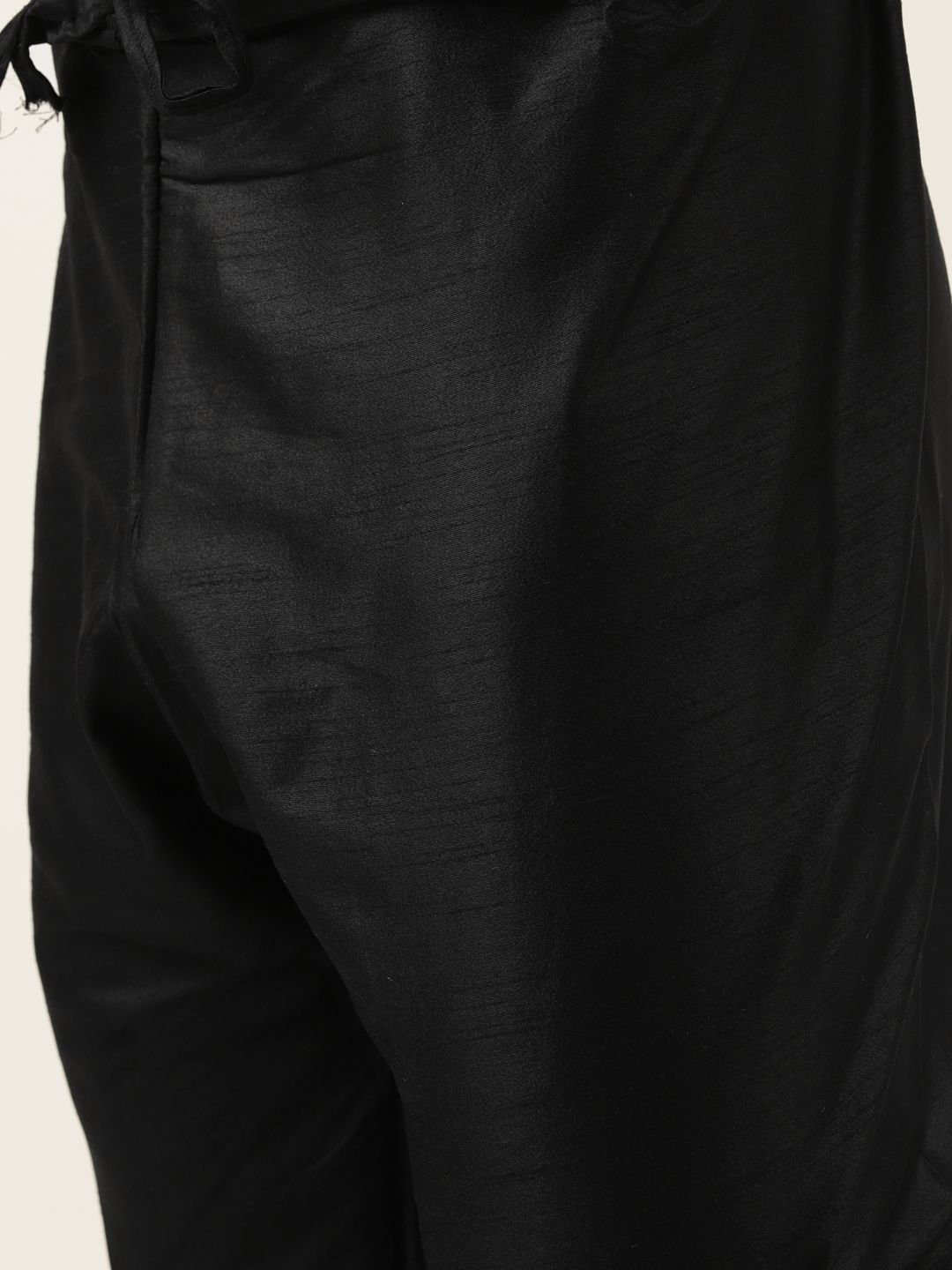SOJANYA Set Kurta Solid Hitam Lelaki Dengan Jaket Bercetak