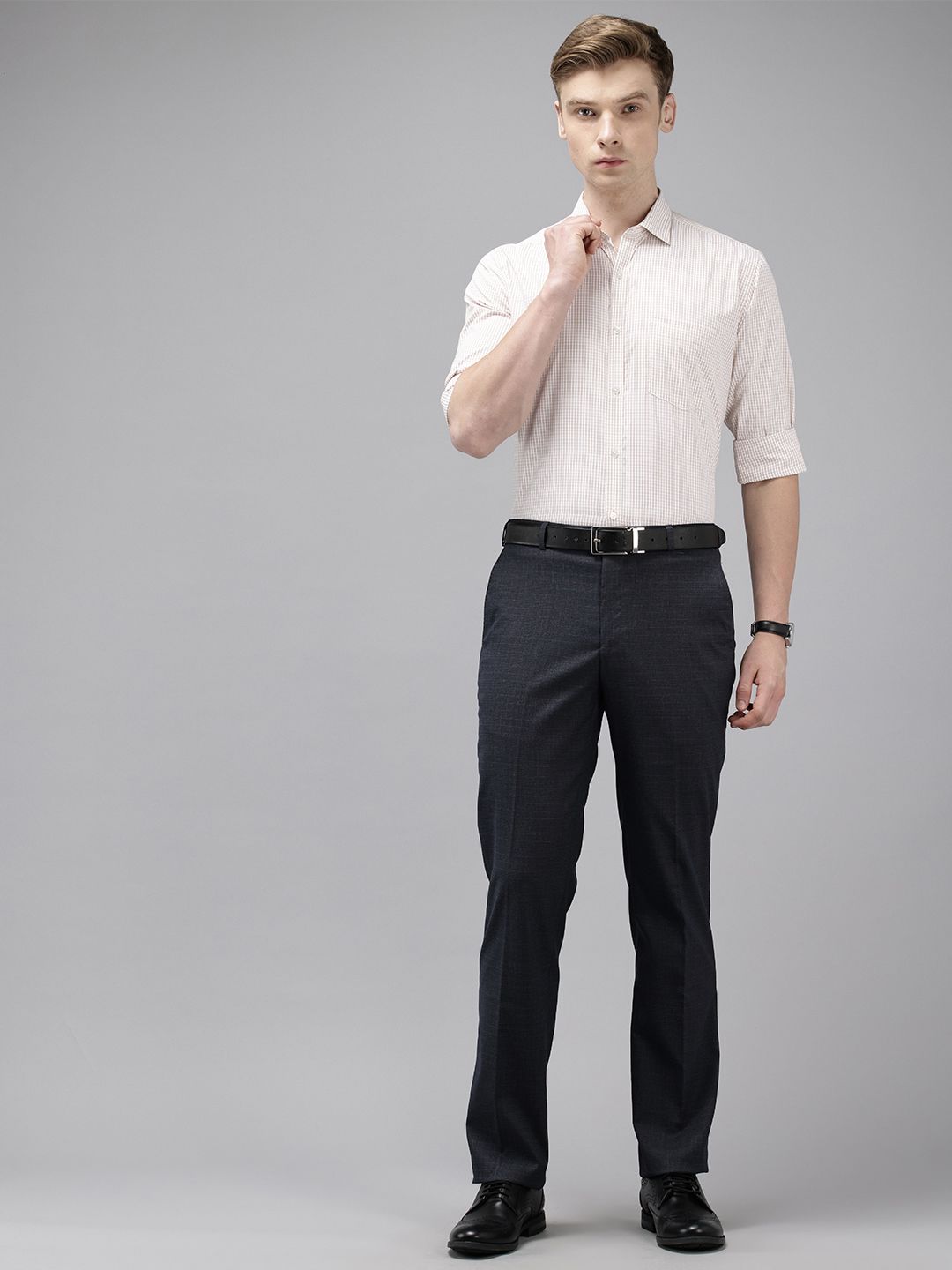 Park Avenue Men Checked Formal Trousers