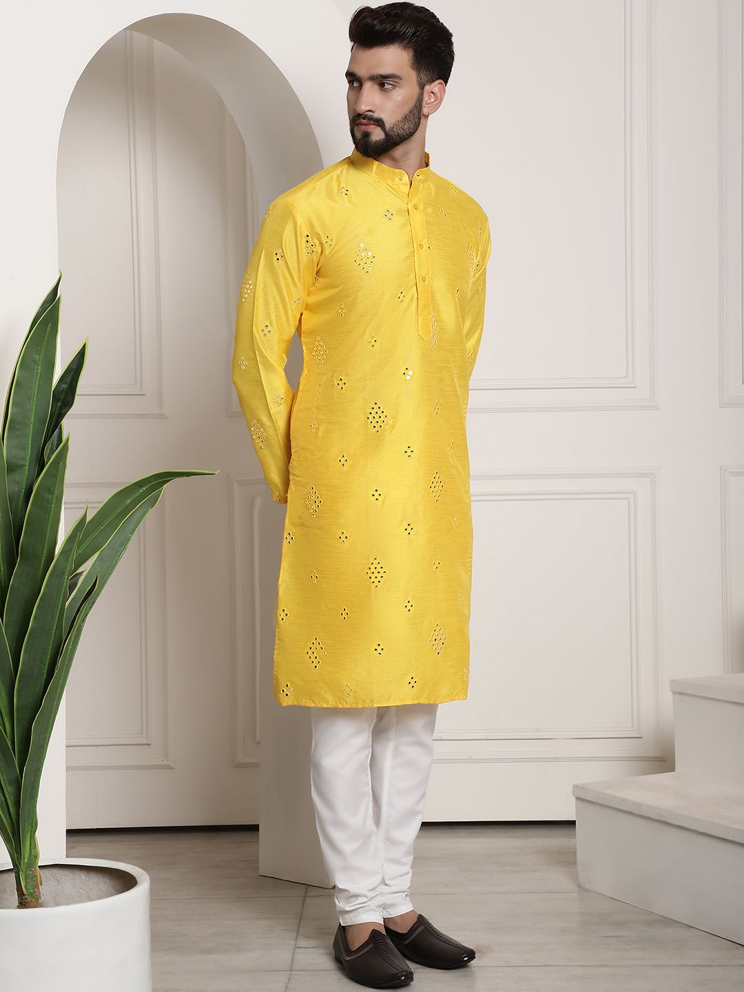 SOJANYA Geometric Embroidered Mirror Work Mandarin Collar Regular Kurta With Pyjama