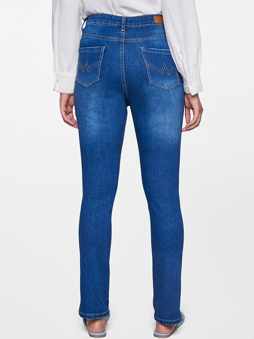 AND Women Mid-Rise Straight Fit Heavy Fade Jeans
