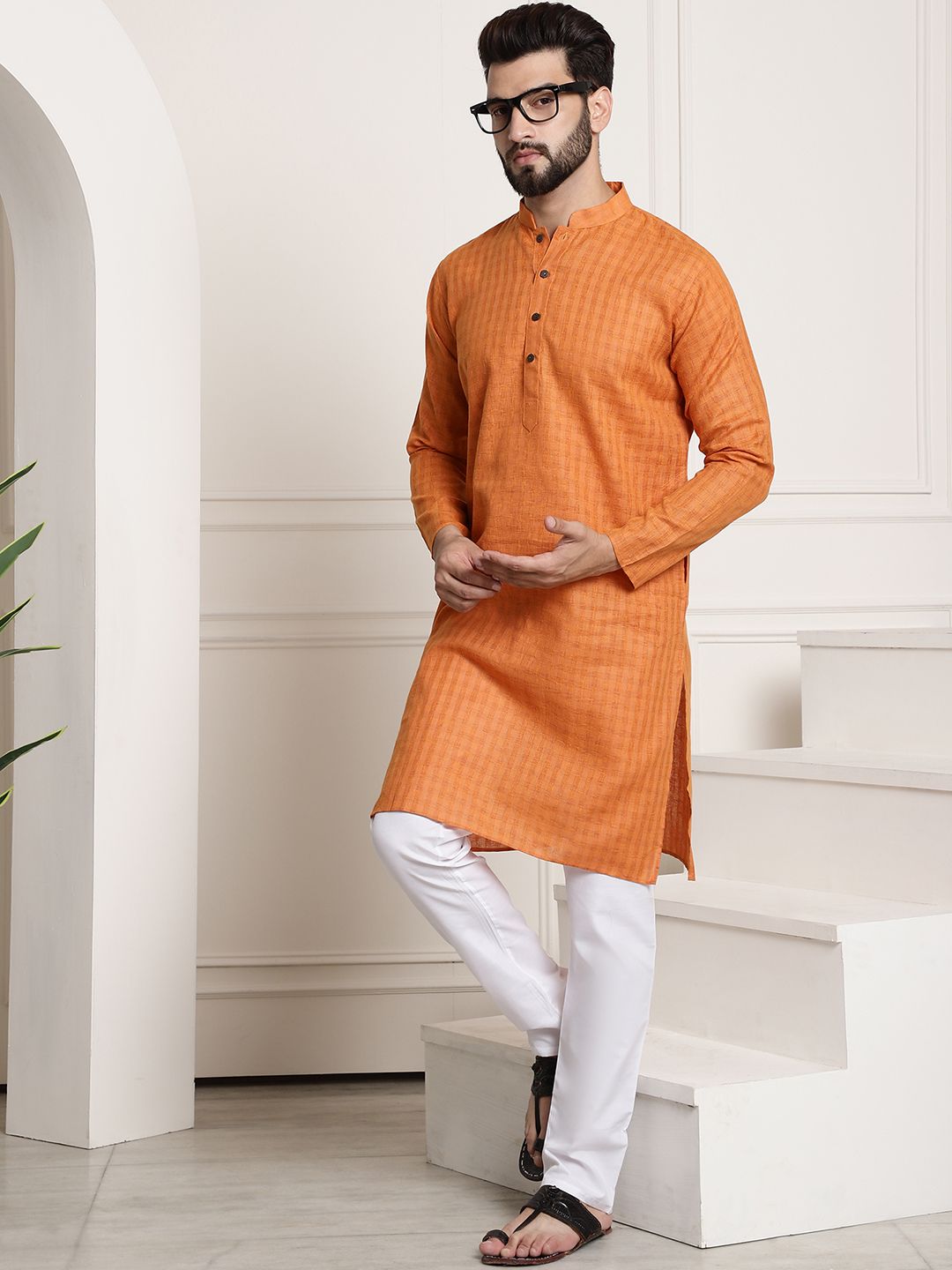 SOJANYA Men Orange & White Woven Design Kurta with Churidar