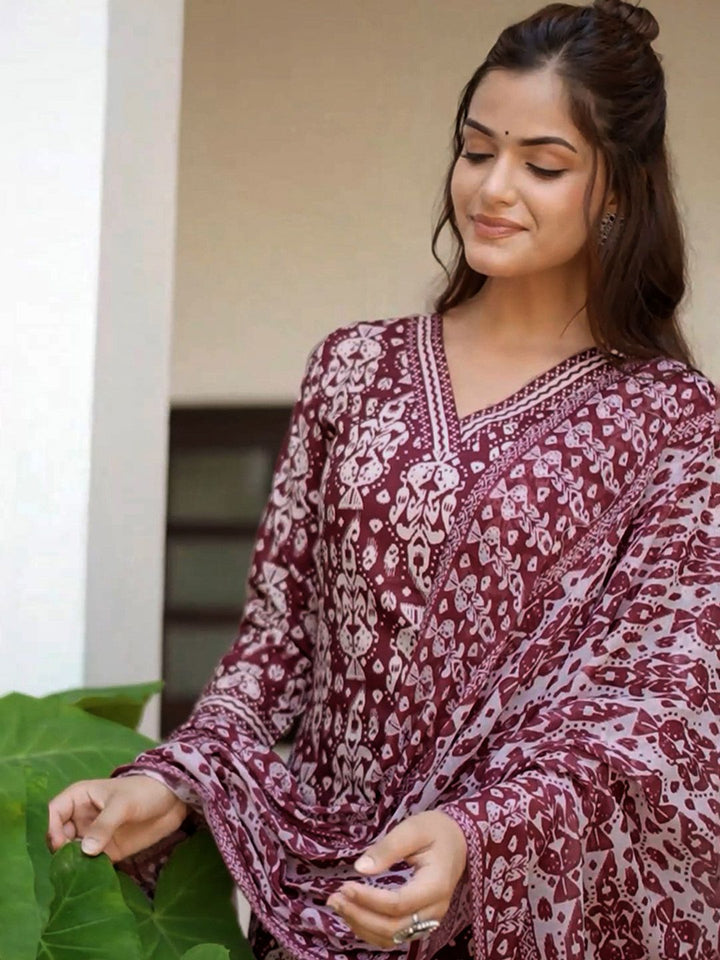 KALINI Ethnic Motifs Printed Straight Kurta with Trousers & Dupatta
