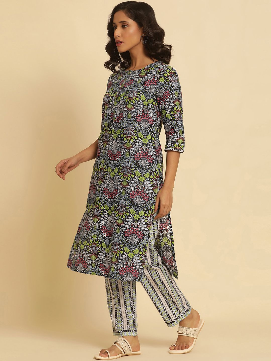 W Floral Printed Round Neck Pure Cotton Straight Kurta With Trouser