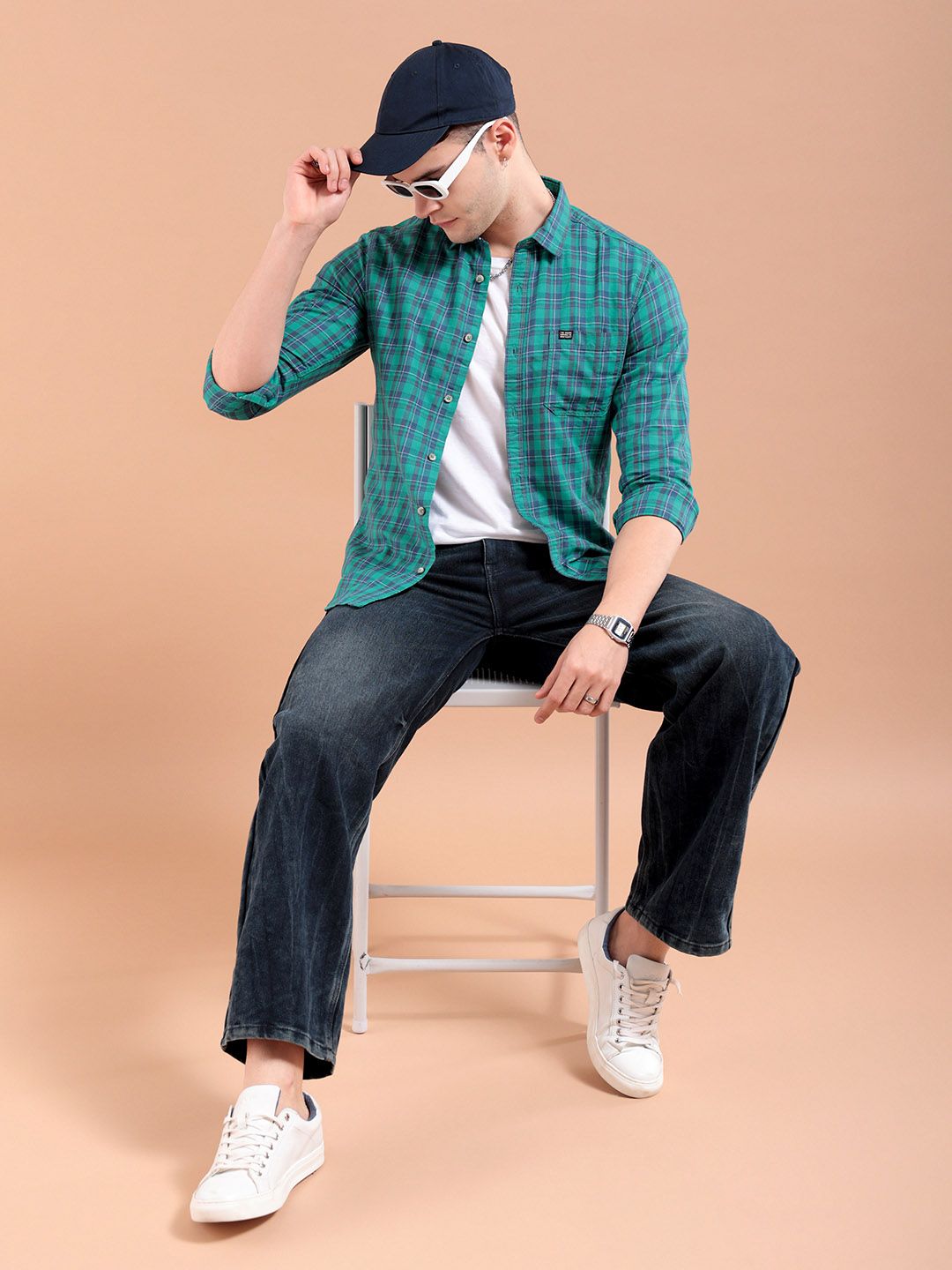The Indian Garage Co Men Green & Navy Blue Slim Fit Checked Casual Shirt