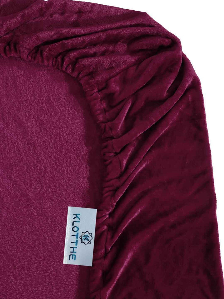 KLOTTHE Maroon Woollen 300 TC Fitted Single Bedsheet With Pillow Cover