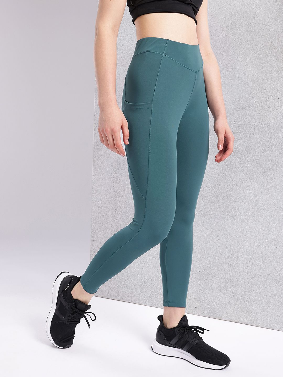 HRX by Hrithik Roshan Women Skinny Fit Training Tights