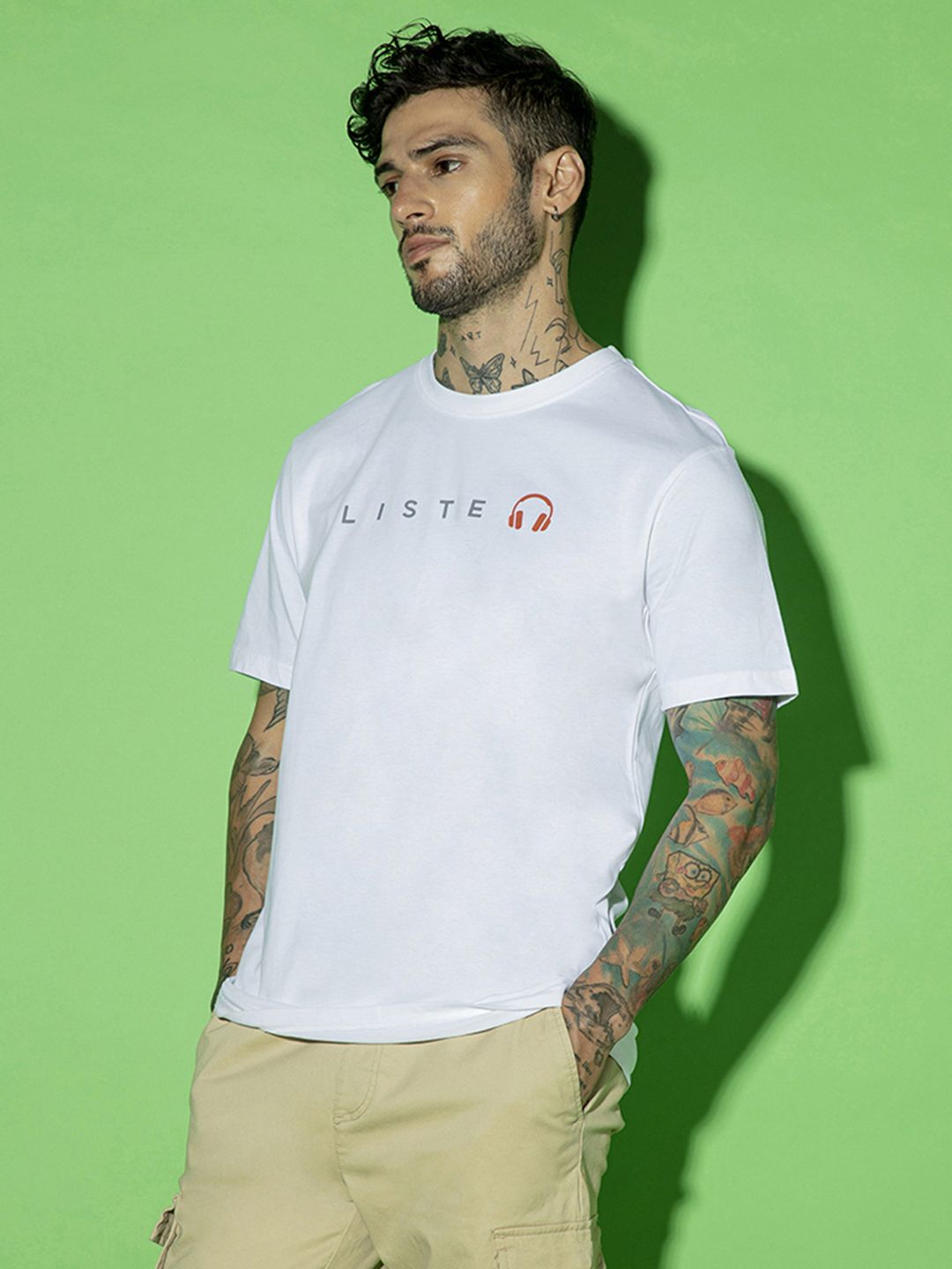Bewakoof Men White Typography Printed Pure Cotton T-shirt