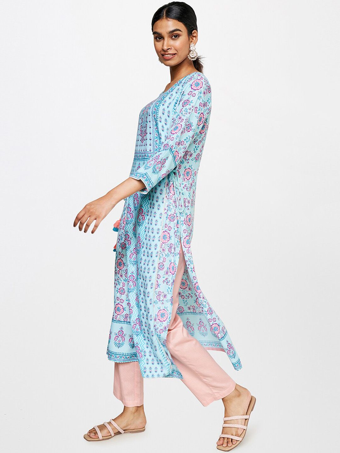 Global Desi Floral Printed Kurta
