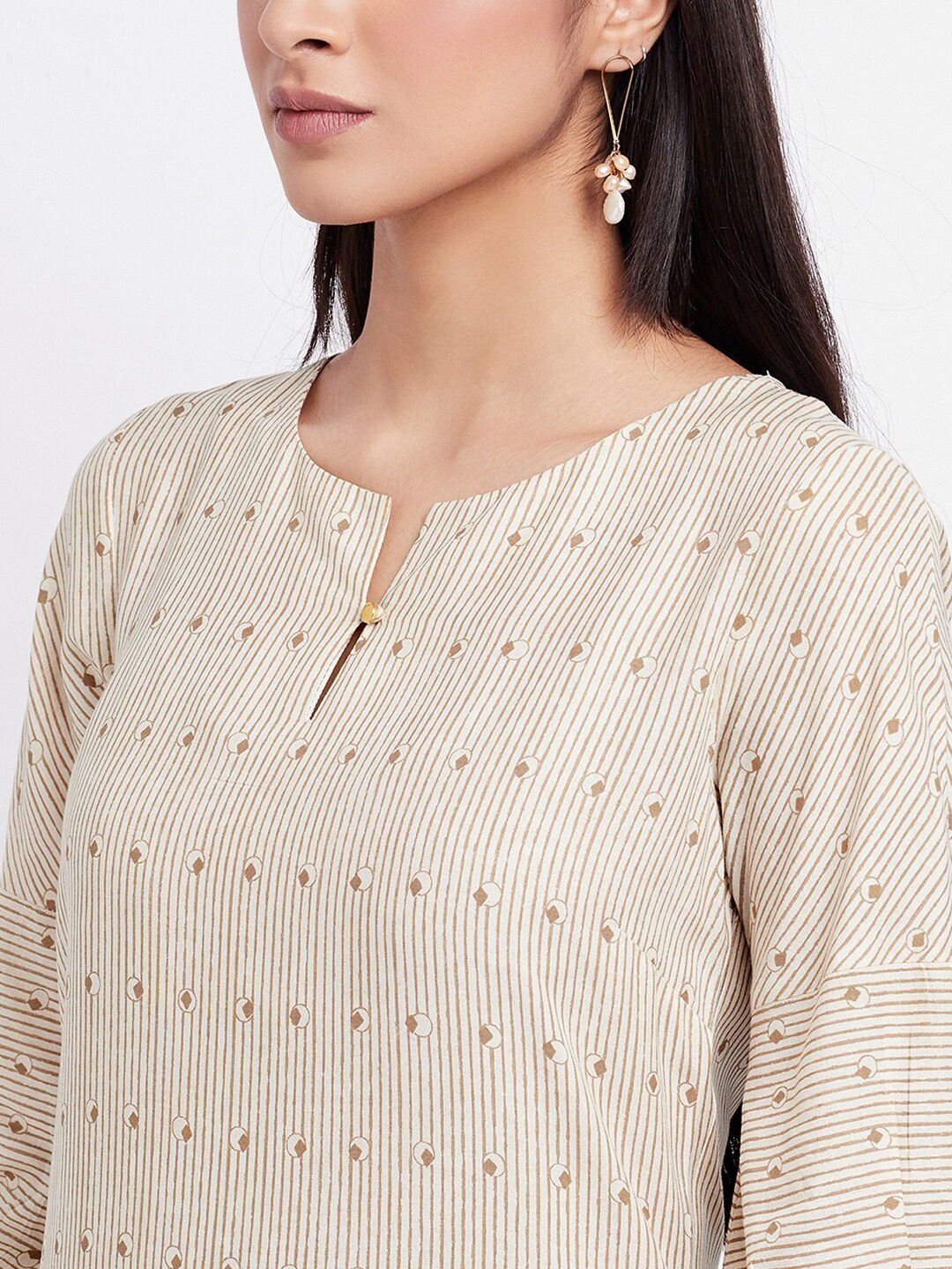W Striped Notched Neck Straight Kurta