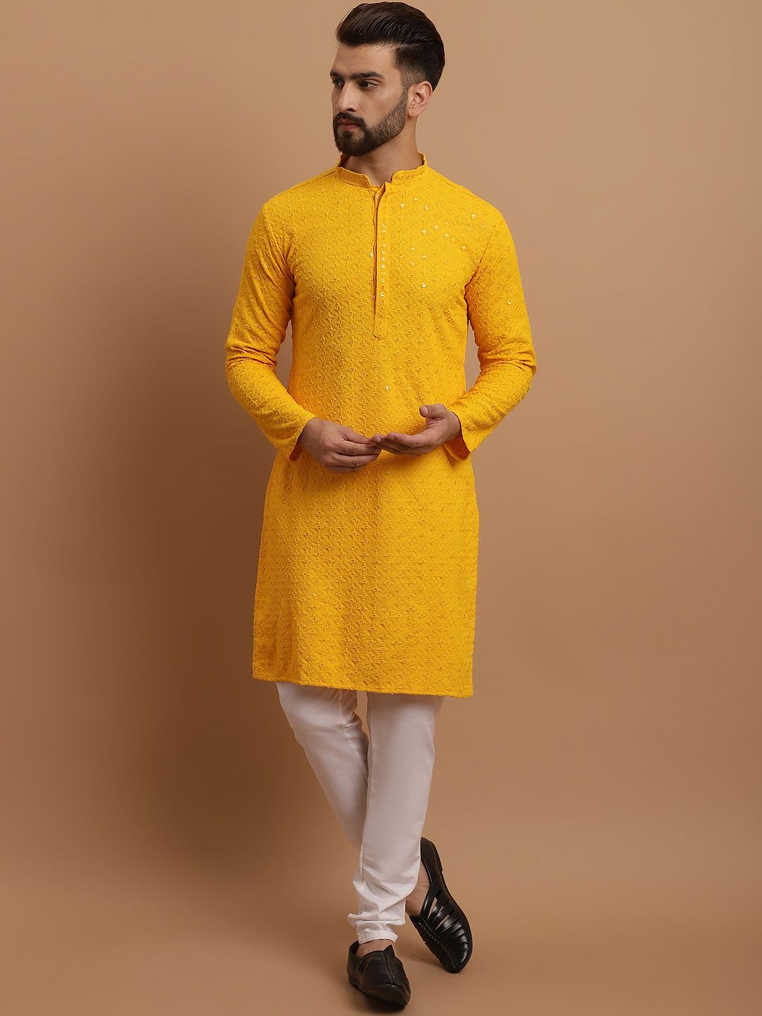 SOJANYA Etnik Sulam Labuci Kapas Tulen Kurta & Churidar Dengan Jaket Nehru
