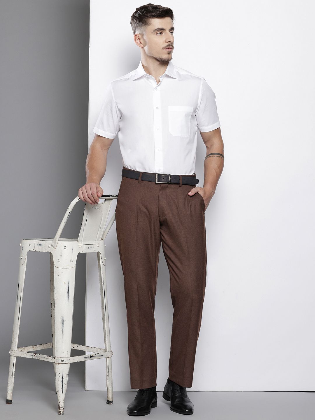 The Indian Garage Co. X Luxe Men Regular Fit Formal Trousers