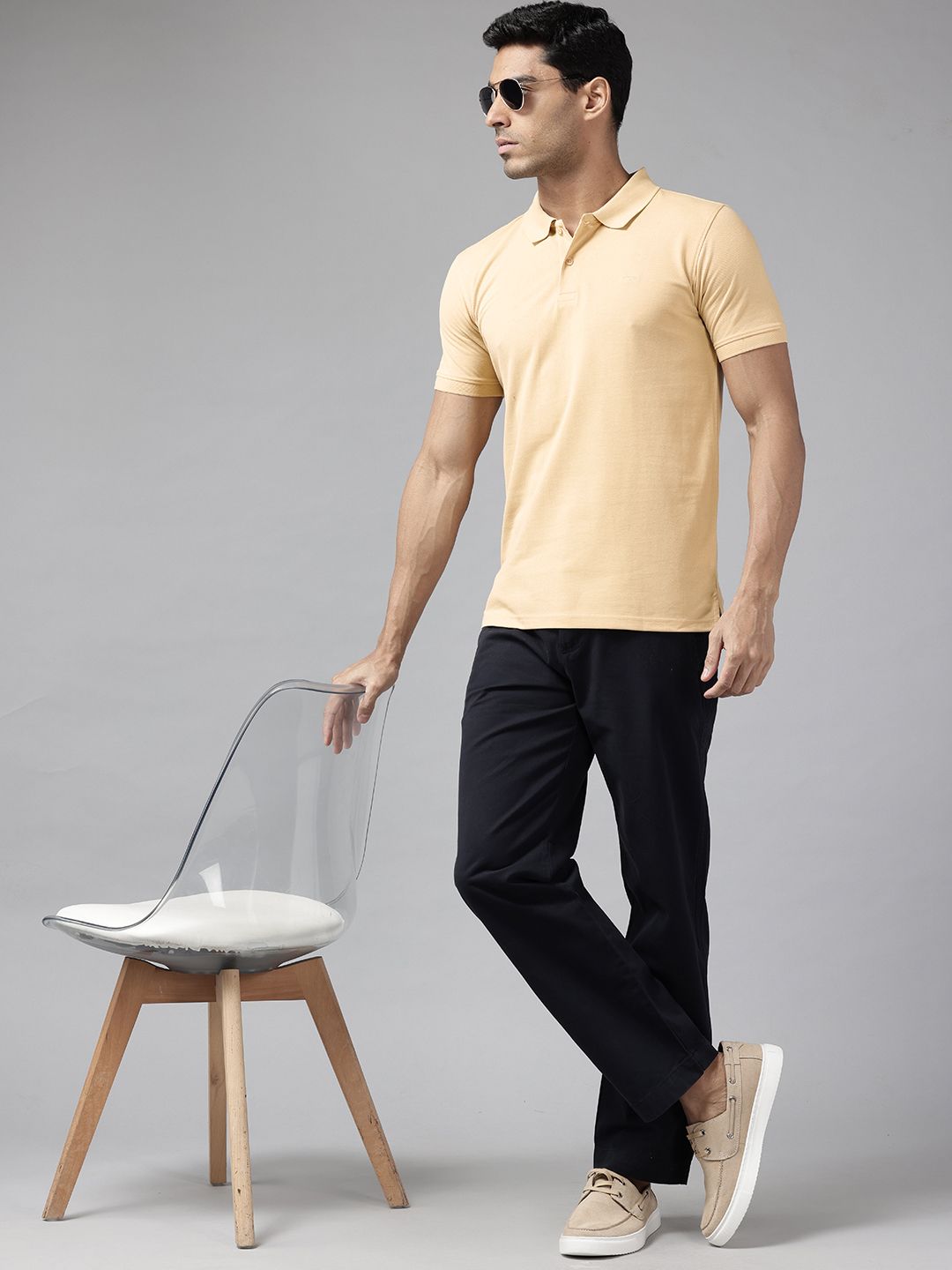 Park Avenue Solid Polo Collar T-shirt