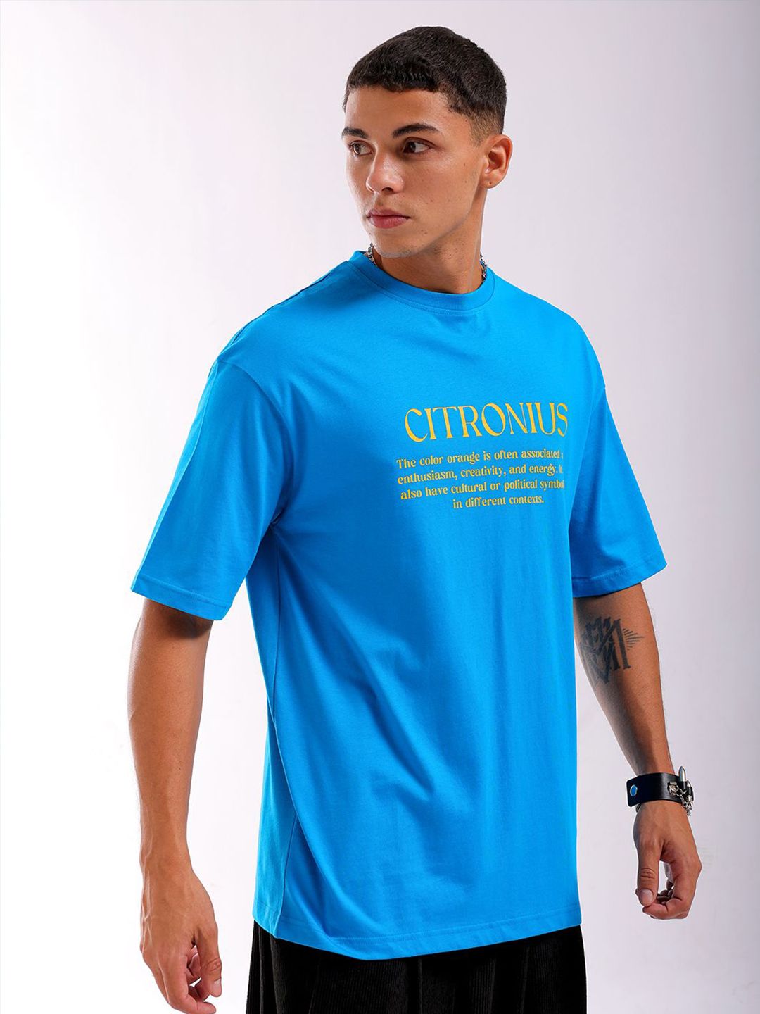 The Indian Garage Co Men Back Printed Boxy Oversized Pure Cotton Round Neck T-shirt