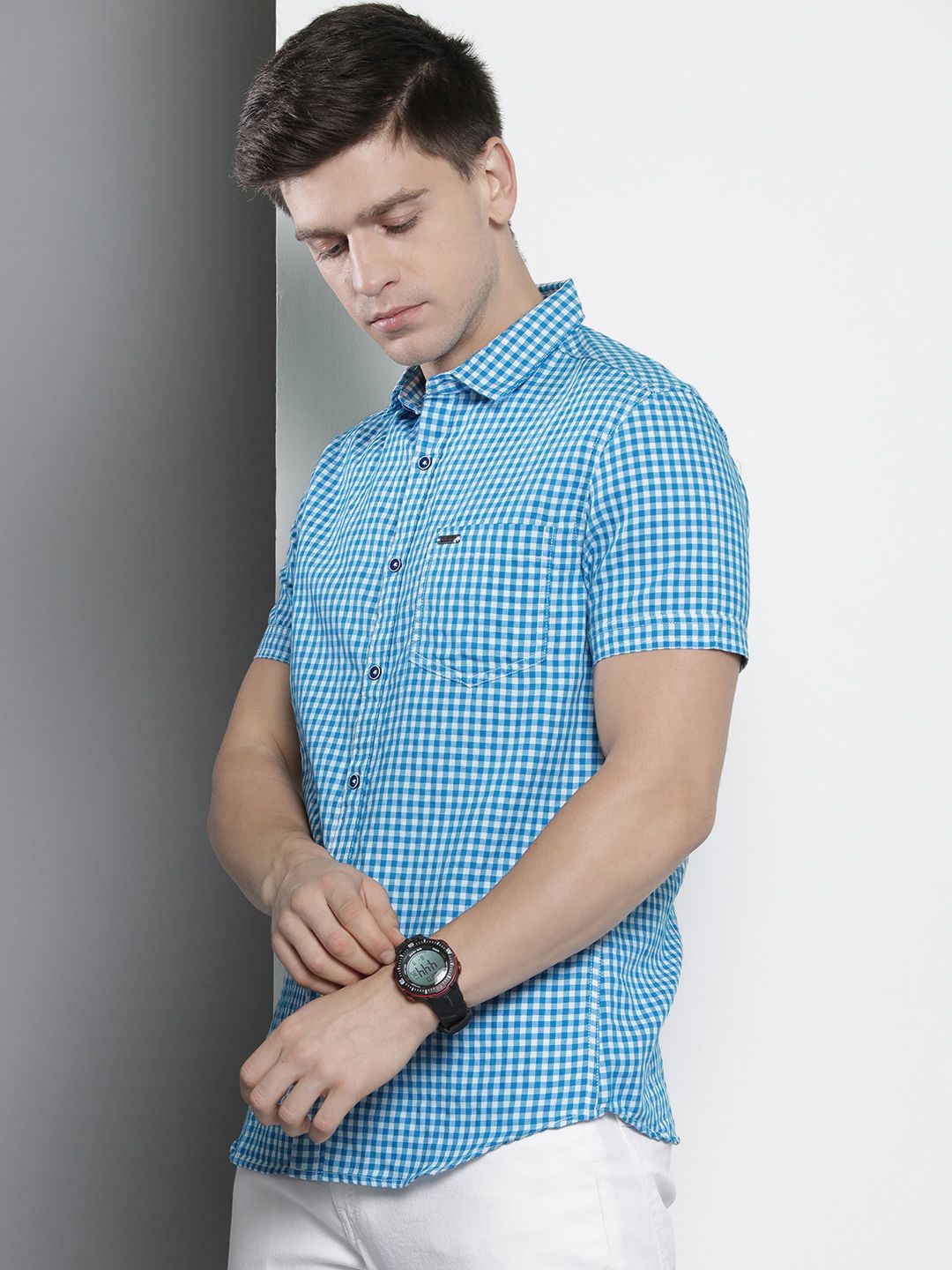 The Indian Garage Co Men Slim Fit Grid Tattersall Checked Casual Shirt