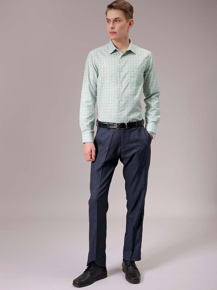 The Indian Garage Co. X Luxe Men Slim Fit Opaque Checked Formal Shirt