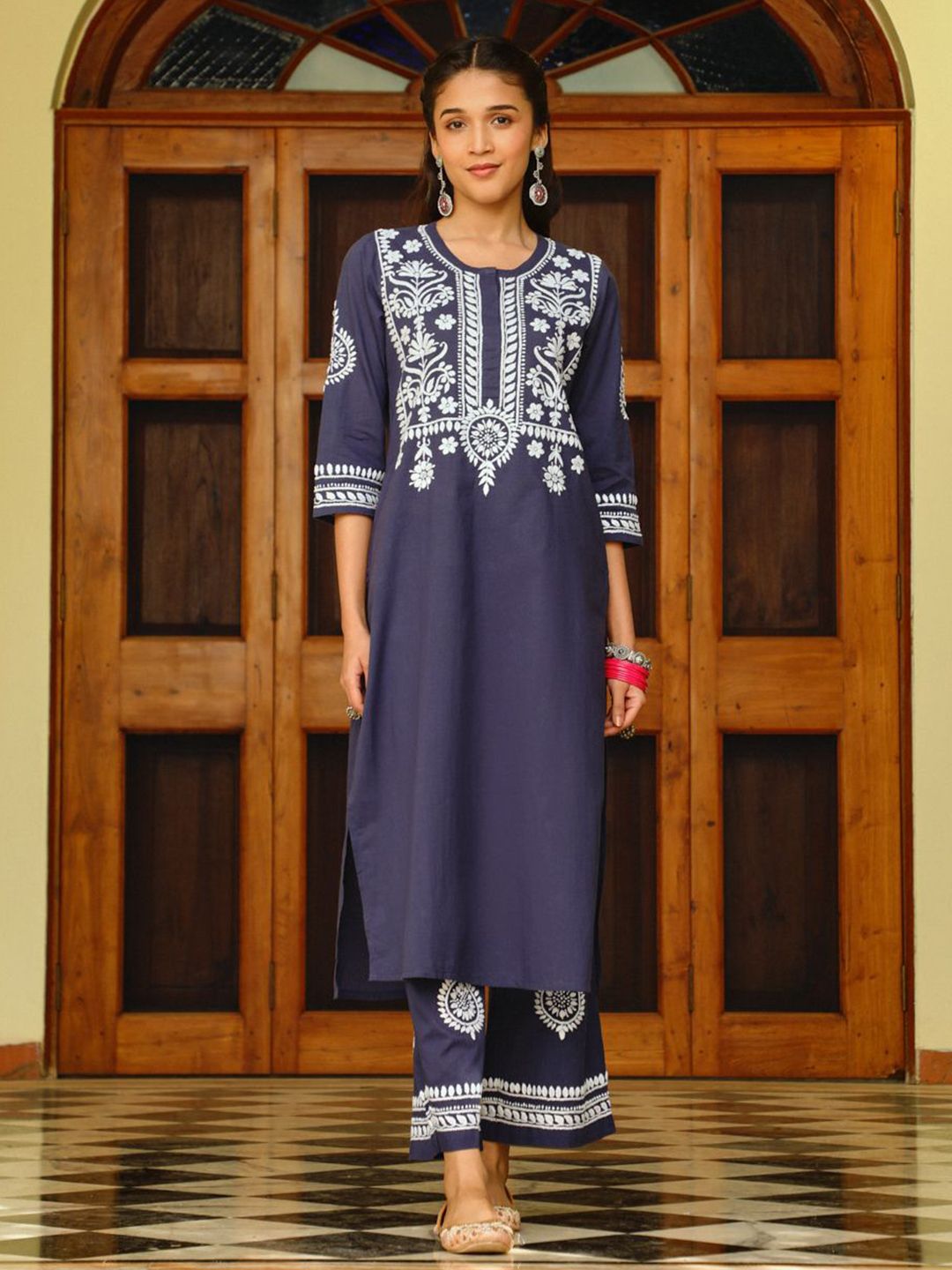 House of Chikankari Women Navy Blue Cotton Chikankari Embroidered Kurta Set