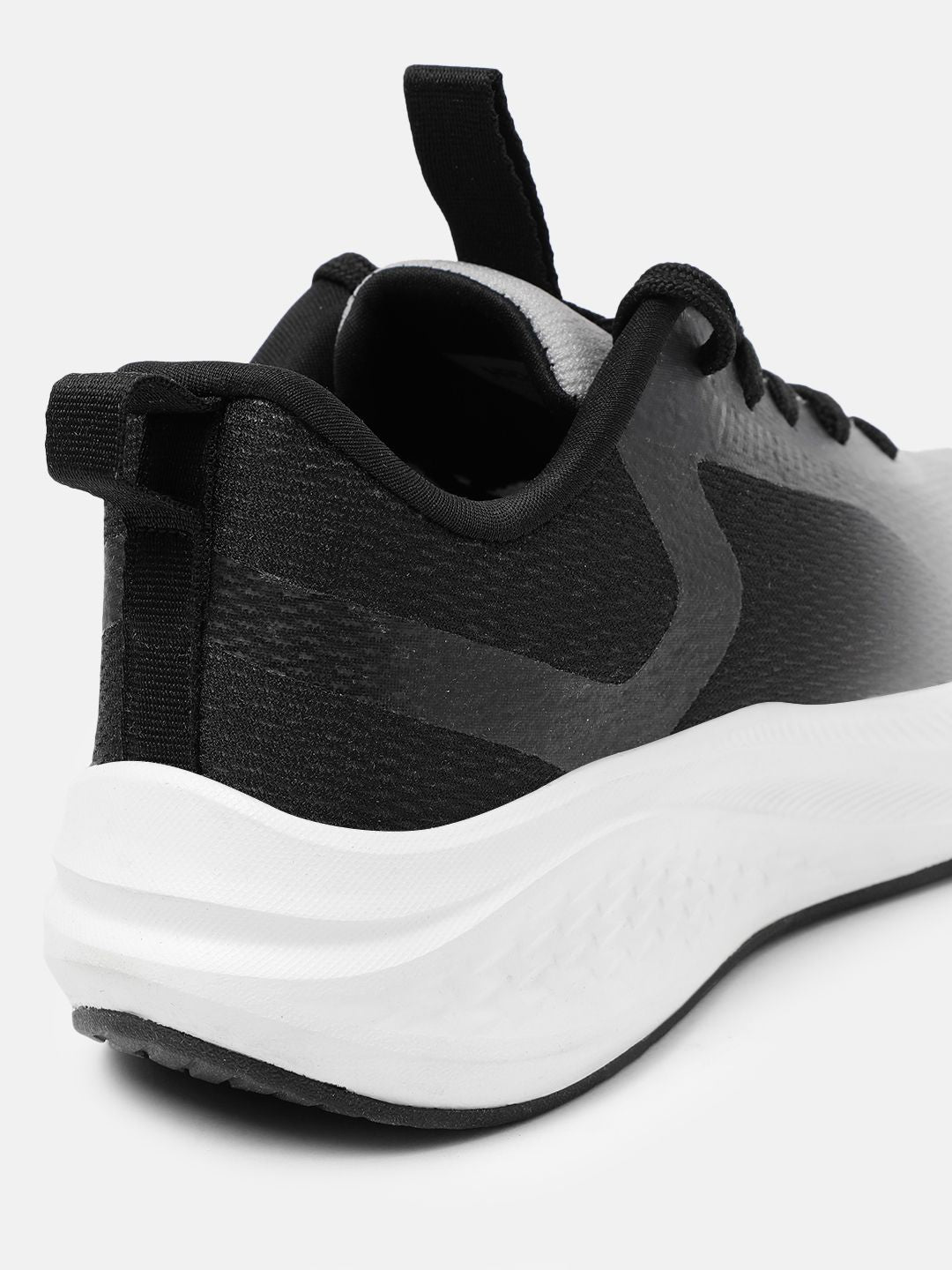 HRX by Hrithik Roshan Women Charge Run Shoes
