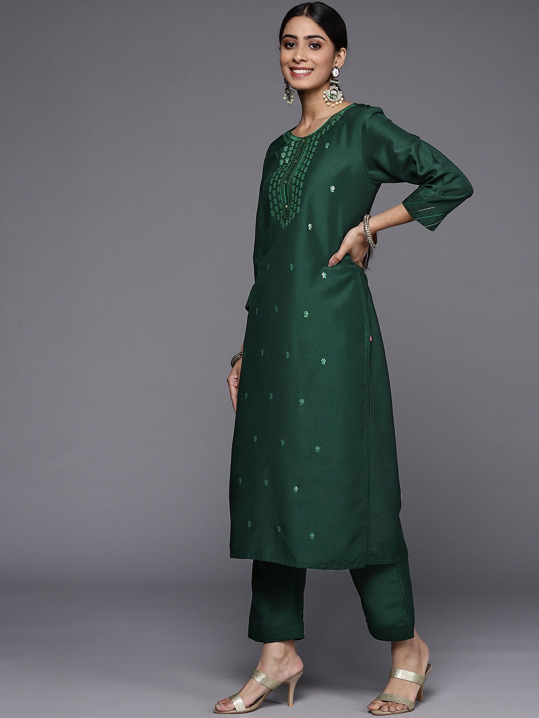 Varanga Women Green Ethnic Motifs Embroidered Kurta with Trousers & Dupatta