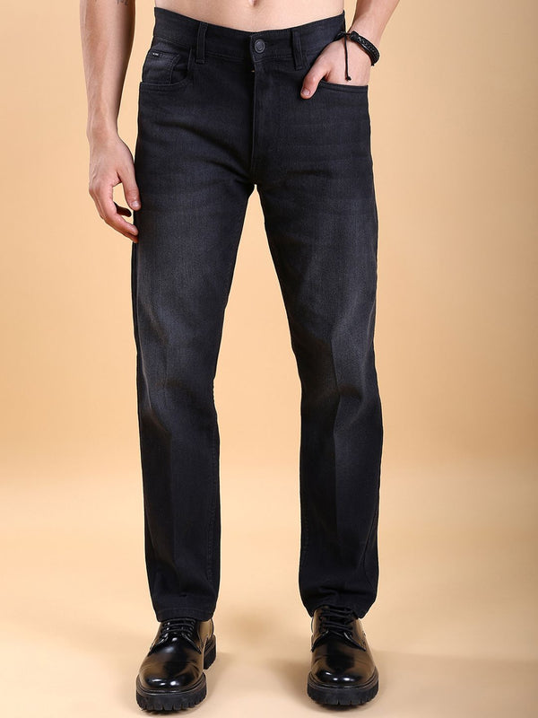 HIGHLANDER Men Straight Fit Clean Look Stretchable Jeans