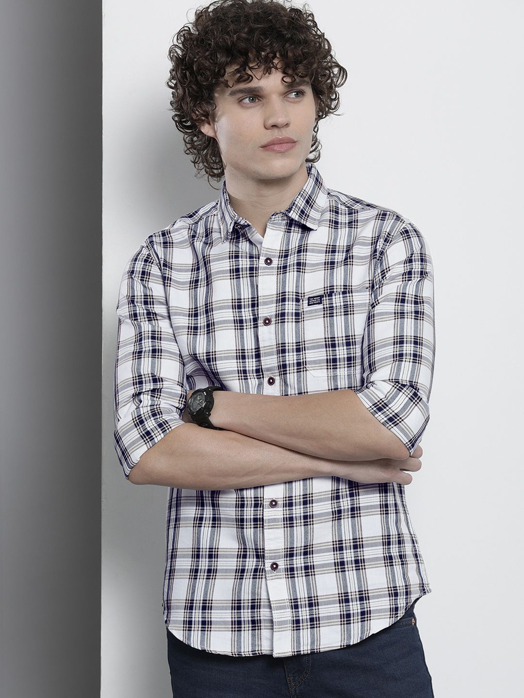The Indian Garage Co Men Checked Casual Shirt