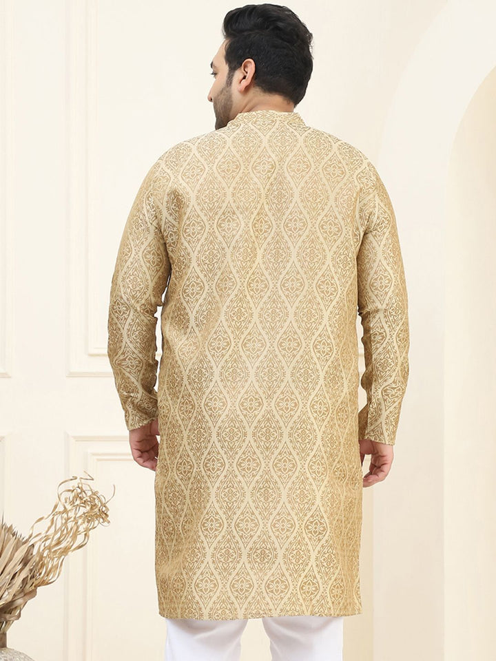SOJANYA PLUS Men Beige & Golden Jacquard Silk Woven Design Straight Kurta