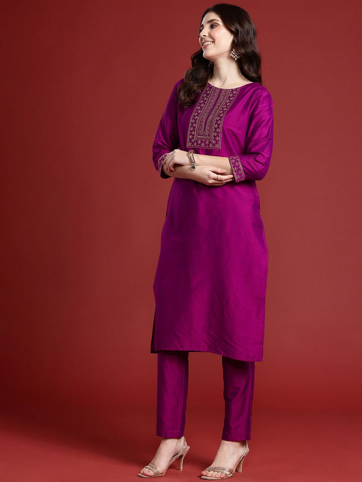 Anouk Women Ethnic Motifs Embroidered Regular Kurta with Trousers & With Dupatta