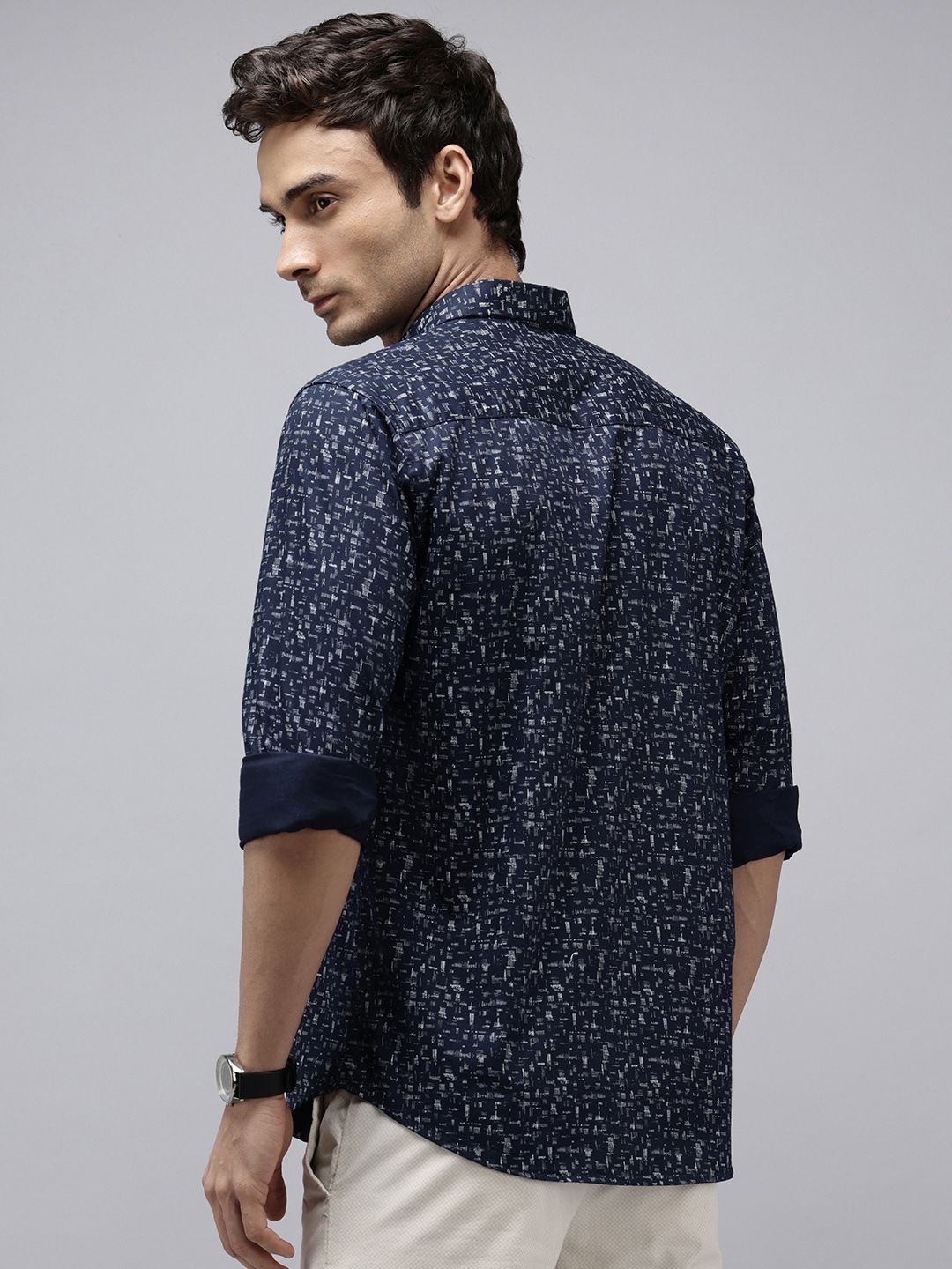 Park Avenue Pure Cotton Slim Fit Abstract Printed Casual Shirt