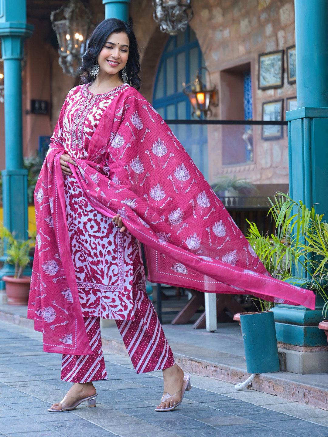 Varanga Floral Printed Round Neck Straight Kurta With Trousers & Dupatta