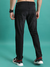 HIGHLANDER Men Tapered Fit Mid-Rise Clean Look Light Fade Stretchable Jeans