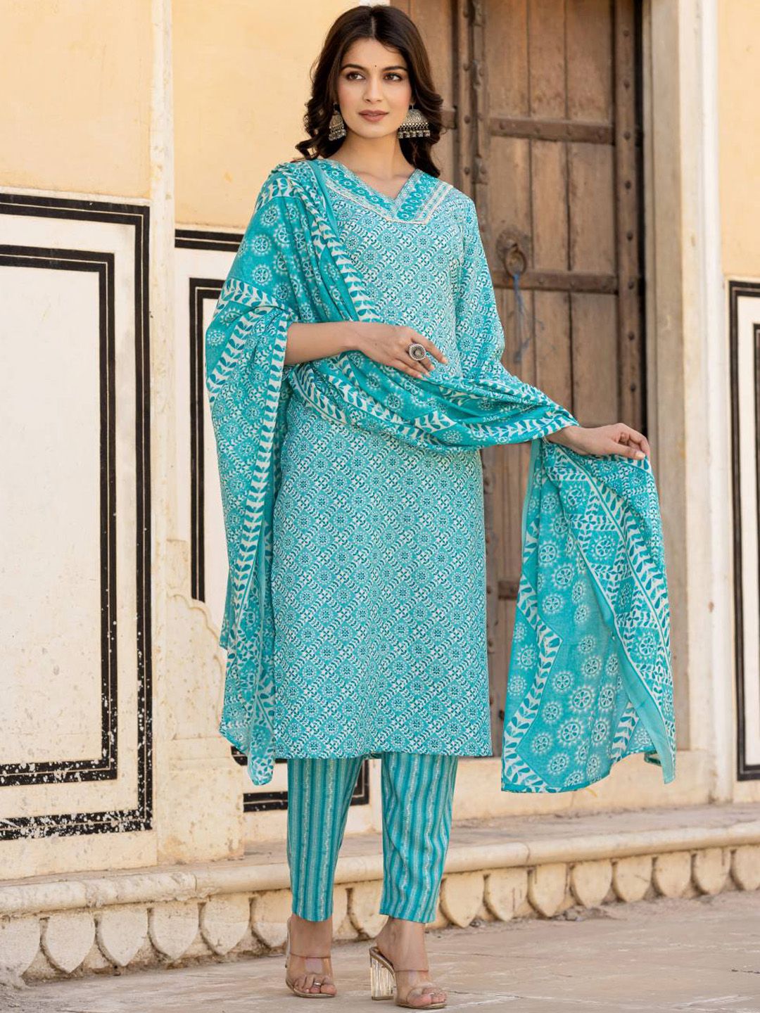 Varanga Ethnic Motifs Printed Regular Mirror Work Kurta with Trousers & With Dupatta