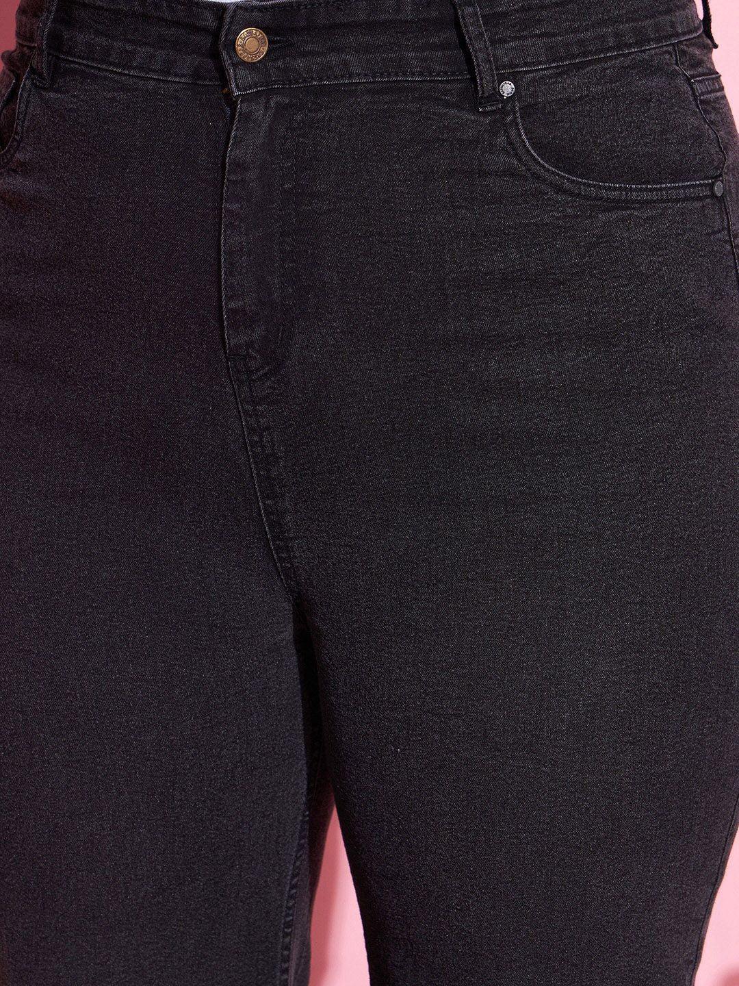 SASSAFRAS Curve Women Plus Size Black High-Rise Clean Look Stretchable Jeans