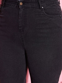 SASSAFRAS Curve Women Plus Size Black High-Rise Clean Look Stretchable Jeans