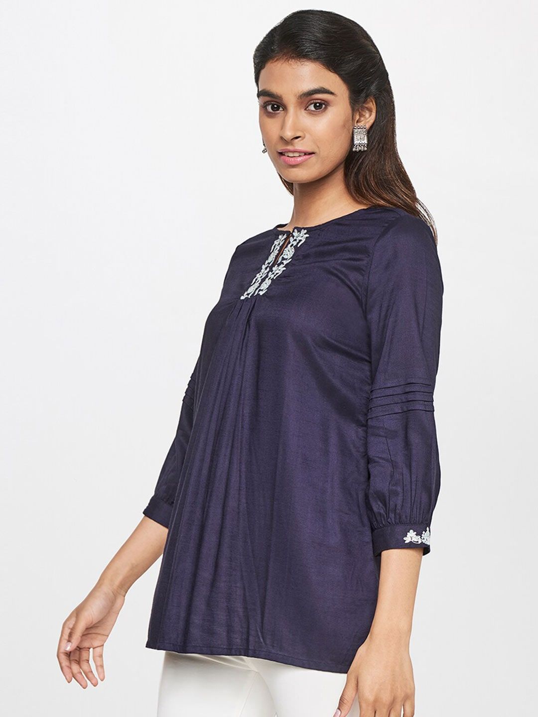 Global Desi Women Blue Keyhole Neck Top