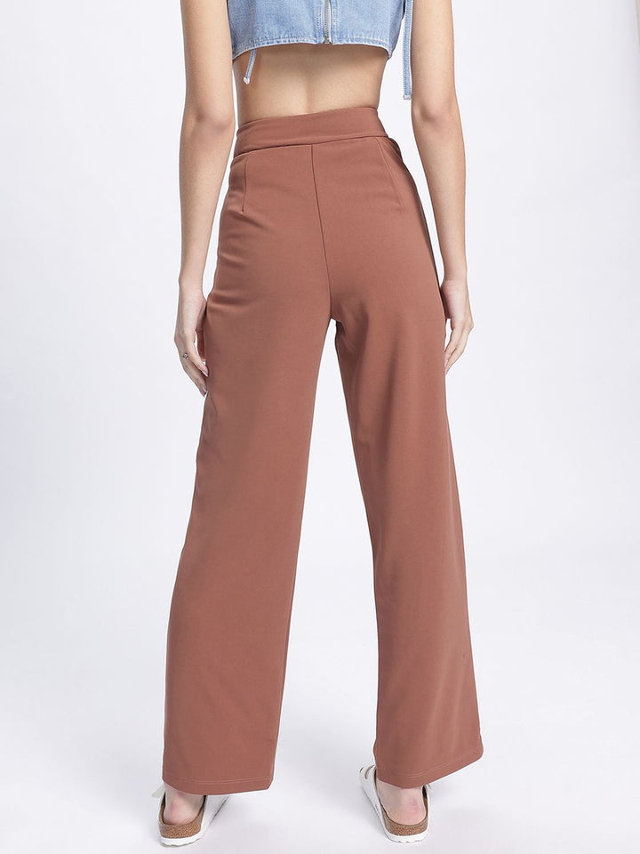 DressBerry Women Elegant Essence Pleated Trouser