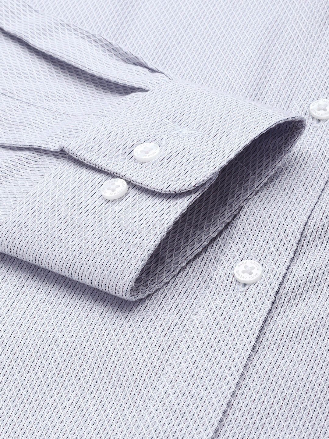 Park Avenue Pure Cotton Self Design Slim Fit Textured Formal Shirt