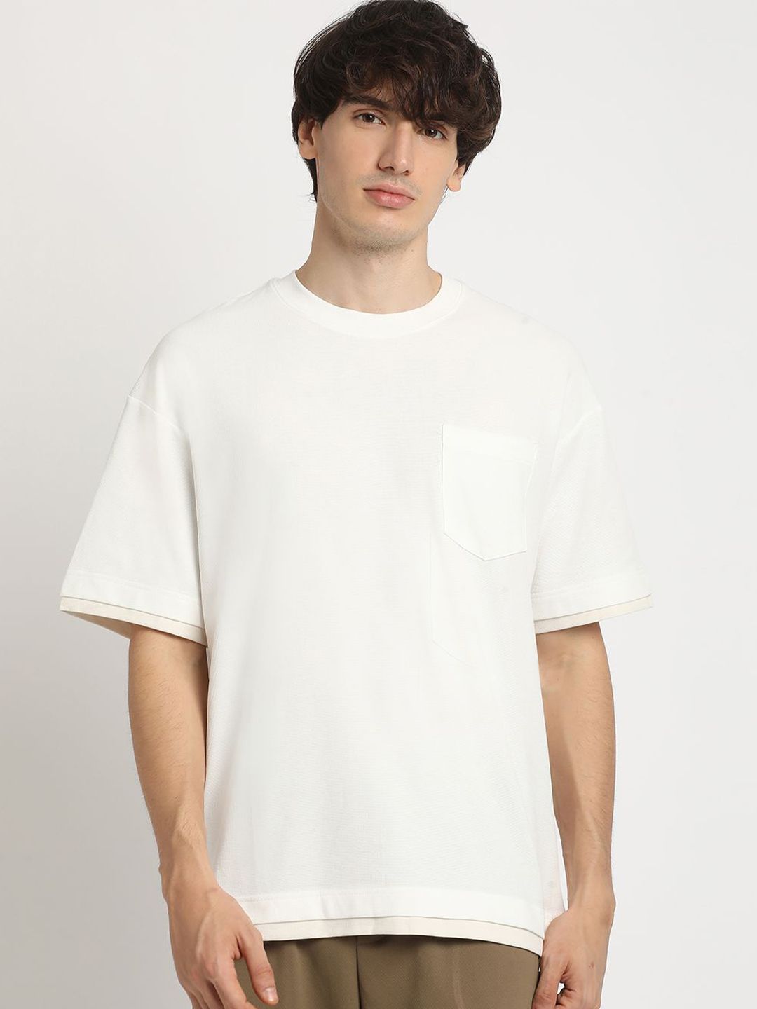 THE BEAR HOUSE Oversized Applique Design Crew Neck T-shirt